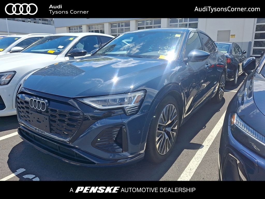 2024 Audi Q8 e-tron Premium -
                  Vienna, VA