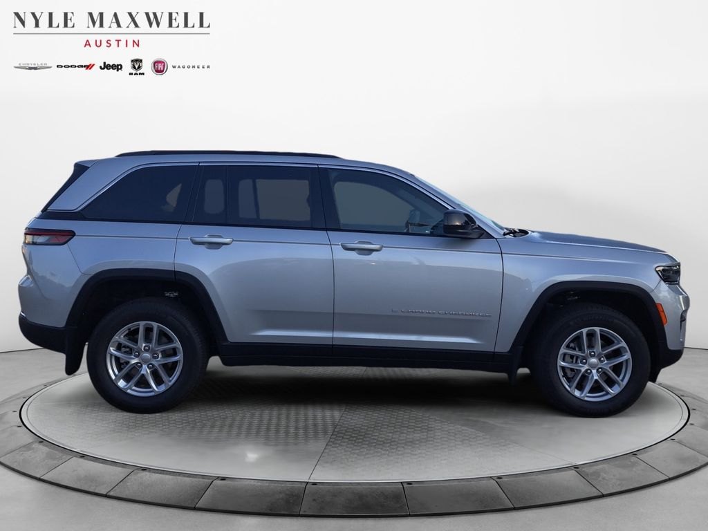 New Car 2025 Jeep Grand Cherokee  Laredo X For Sale Under $40,000 In Austin, Texas