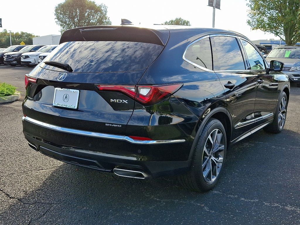 Thumbnail: 2023 Acura MDX - 6