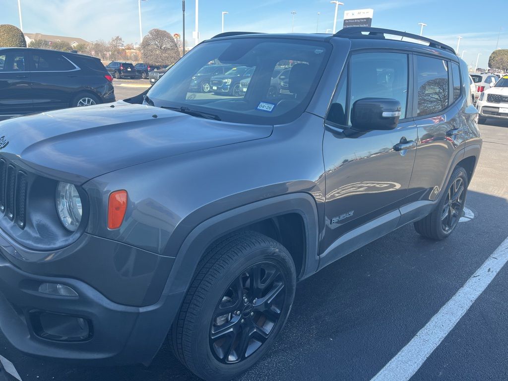 Thumbnail: 2016 Jeep Renegade - 6