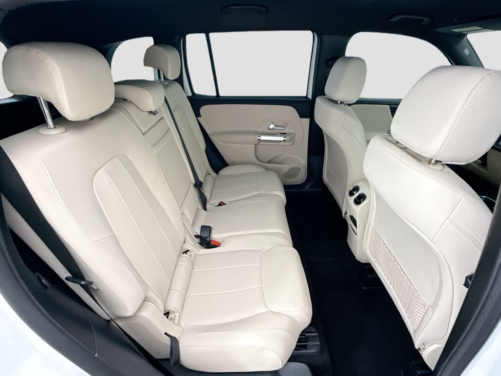 Certified Used 2025 White Mercedes-Benz GLB 250 image 20