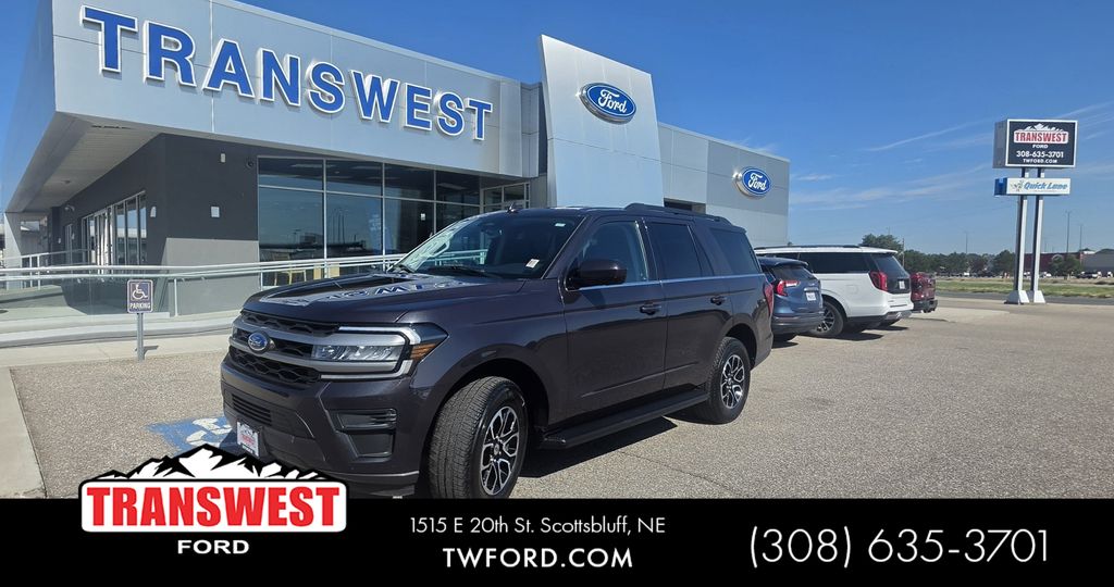  2024 Ford Expedition XLT 4WD   
