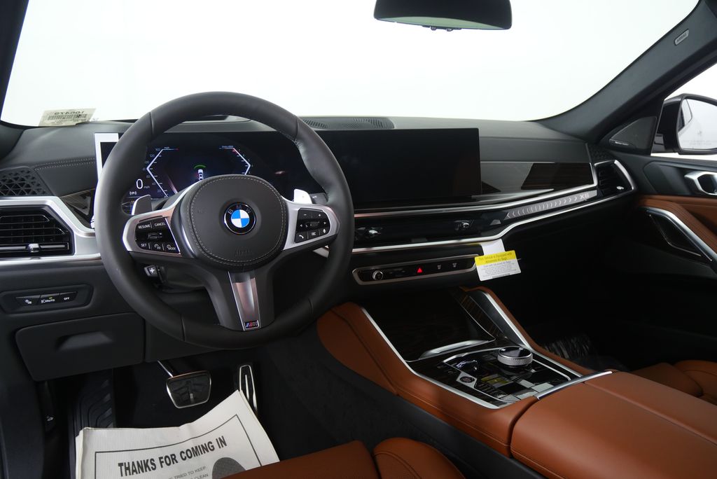 Thumbnail: 2027 BMW X6 - 16