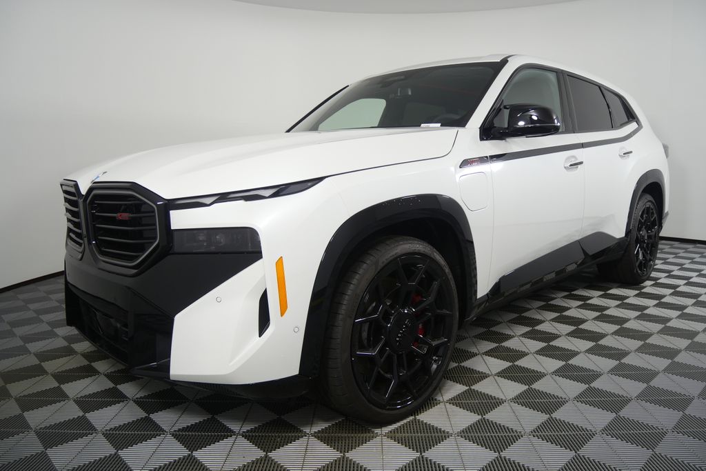 Thumbnail: 2026 BMW XM - 7