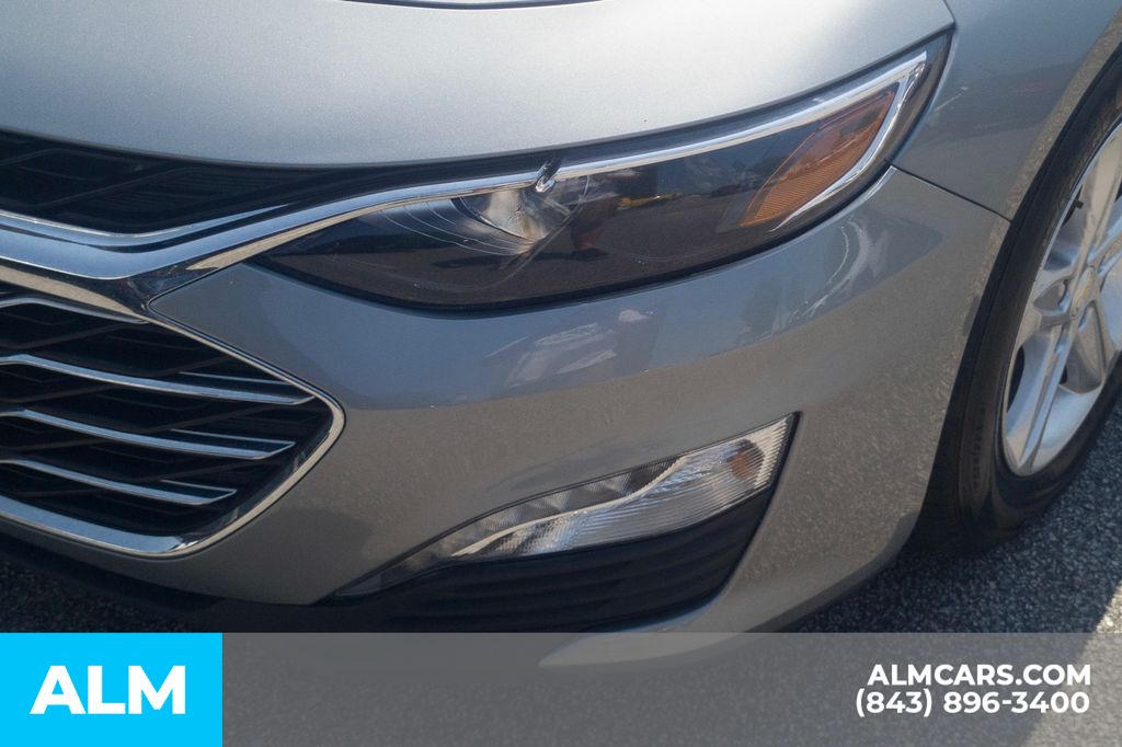 Used 2024 Gray Chevrolet LT image 11