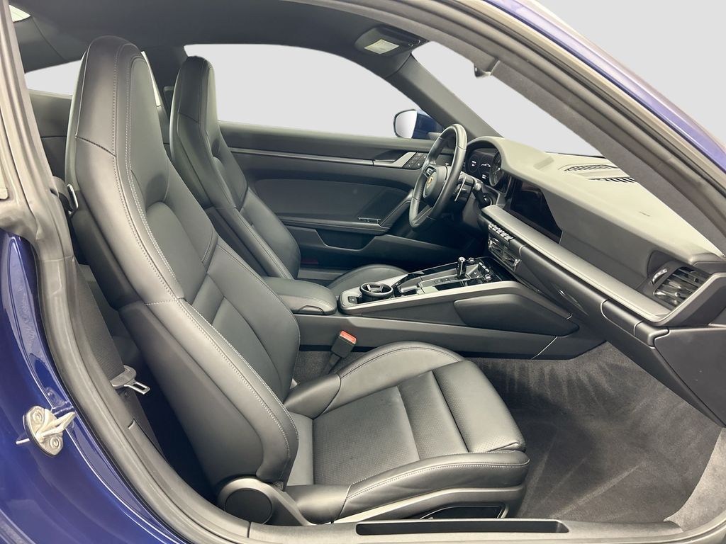 Thumbnail: 2022 Porsche 911 - 19