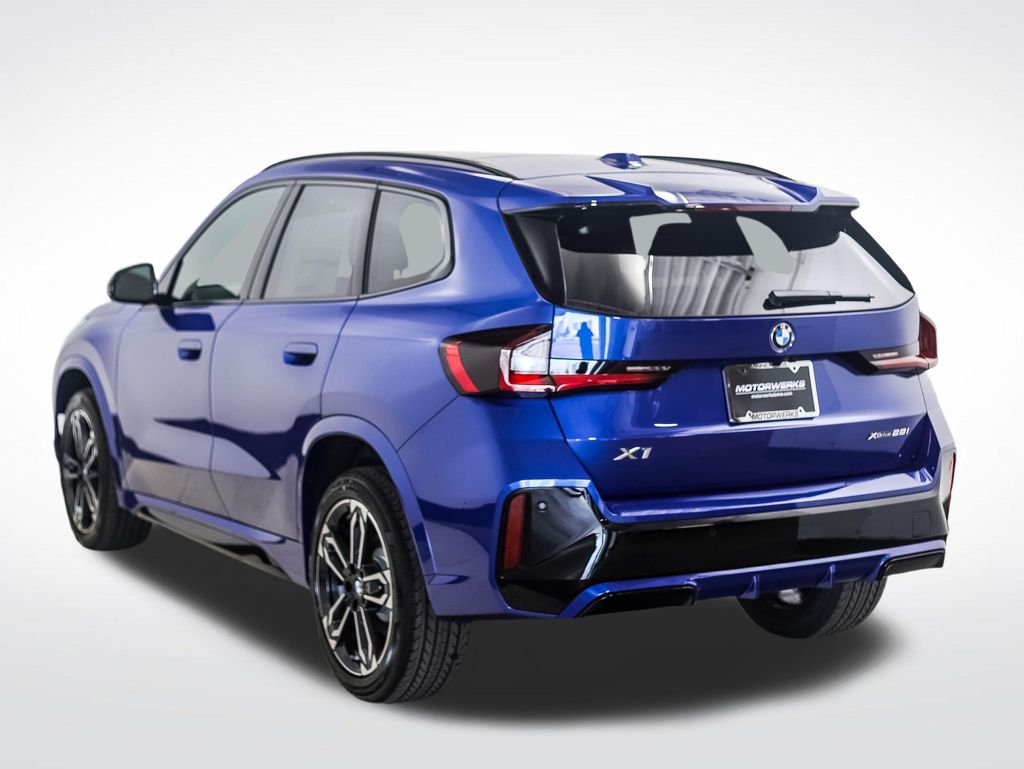 Thumbnail: 2026 BMW X1 - 3