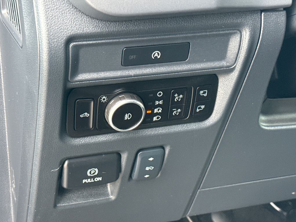 Certified Used 2025 Gray Ford XLT image 15