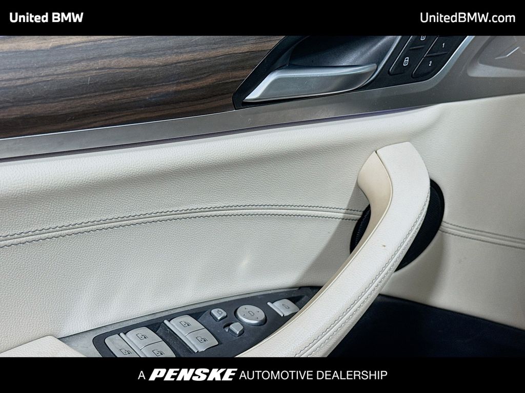 Thumbnail: 2021 BMW X3 - 3