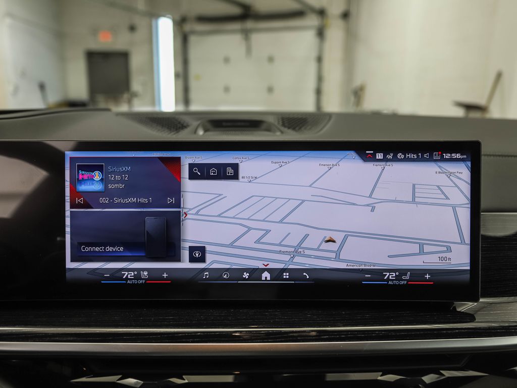 Thumbnail: 2026 BMW X7 - 15