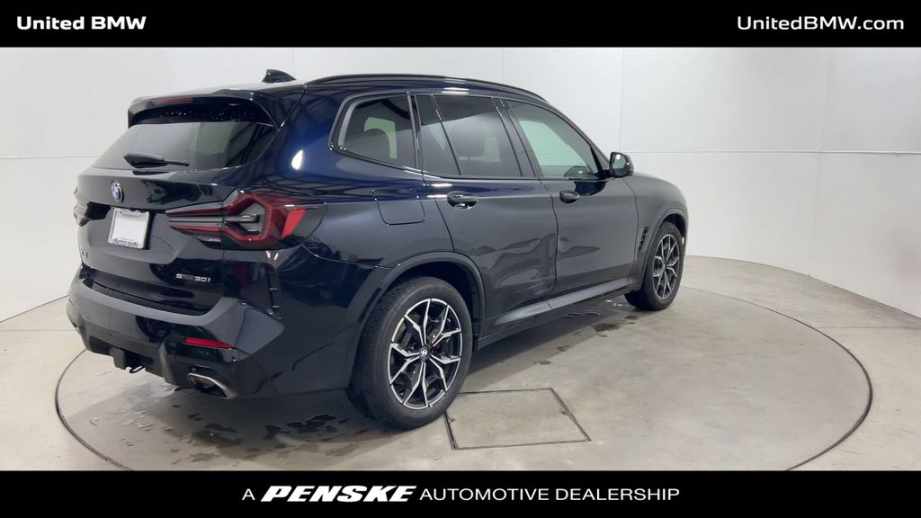 2022 BMW X3 sDrive30i 8