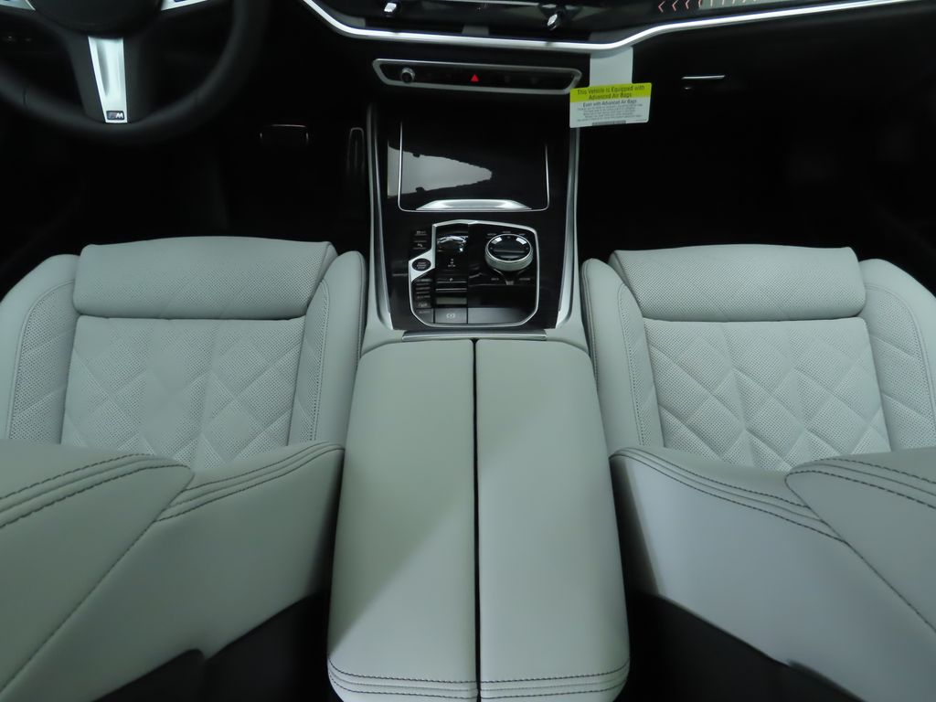 Thumbnail: 2026 BMW X5 - 17