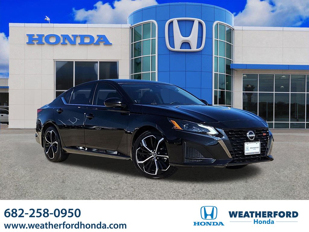 2024 Nissan Altima 2.5 SR FWD