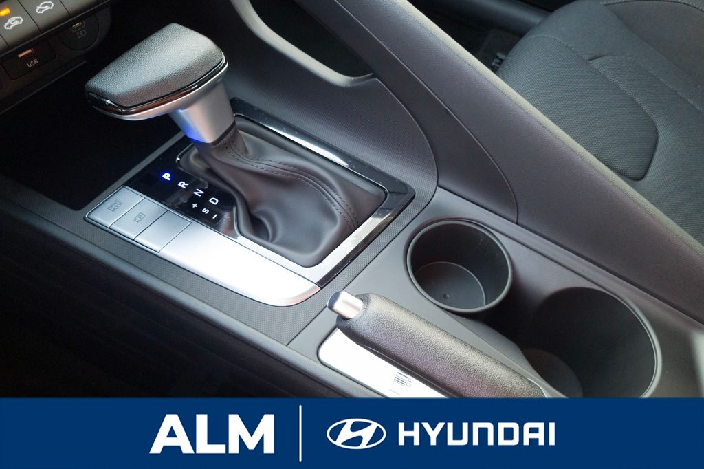 New 2026 Gray Hyundai SE image 25