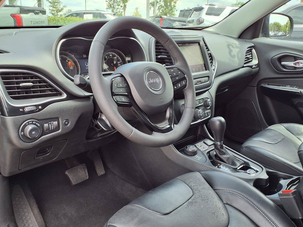Used 2023 Jeep Cherokee SUV