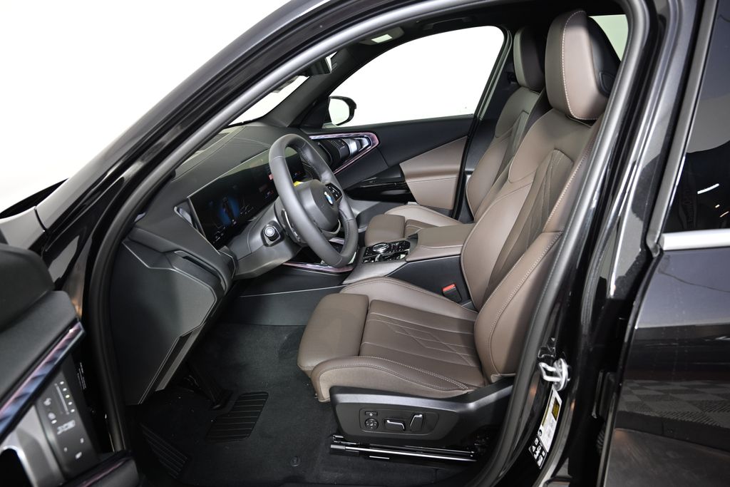 Thumbnail: 2026 BMW X3 - 14