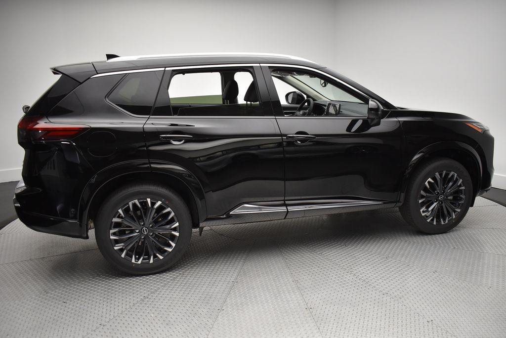 Thumbnail: 2026 Nissan Rogue - 4