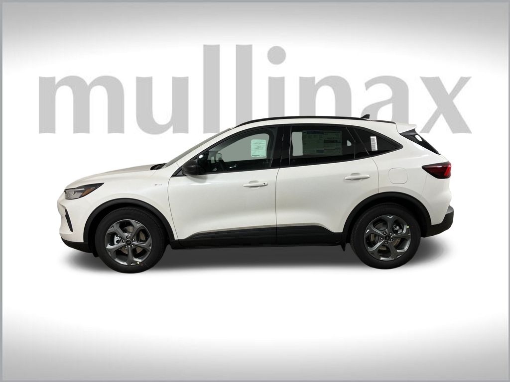 2025 Ford Escape ST-Line photo 7