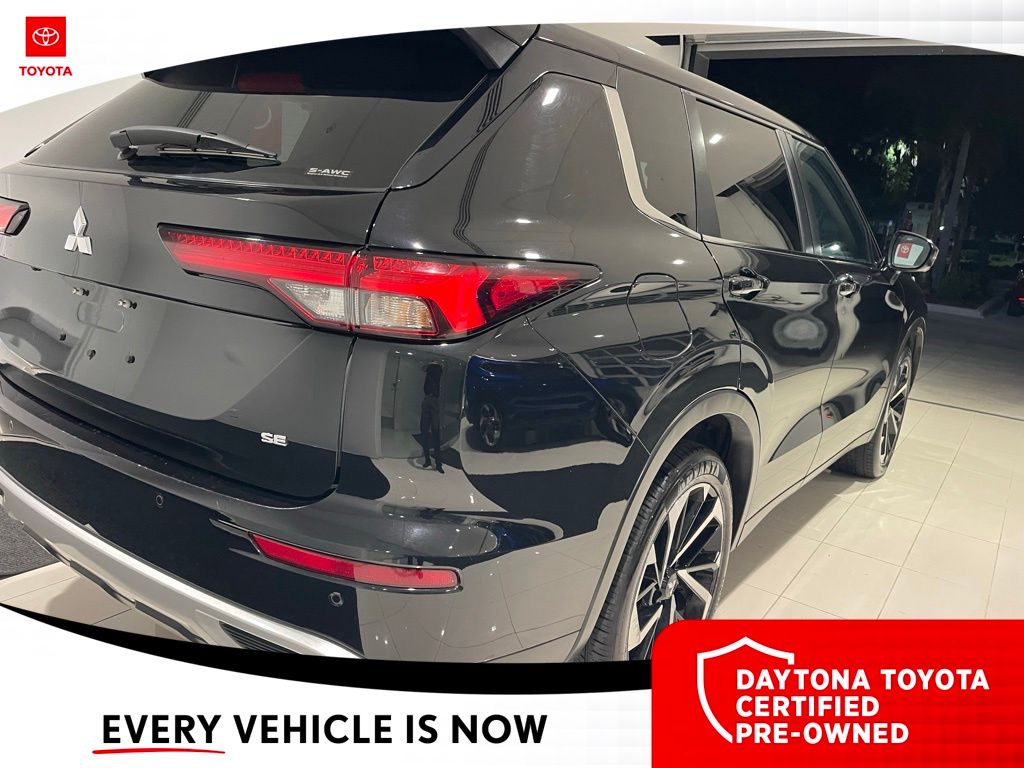 2024 Mitsubishi Outlander SE - Photo 9