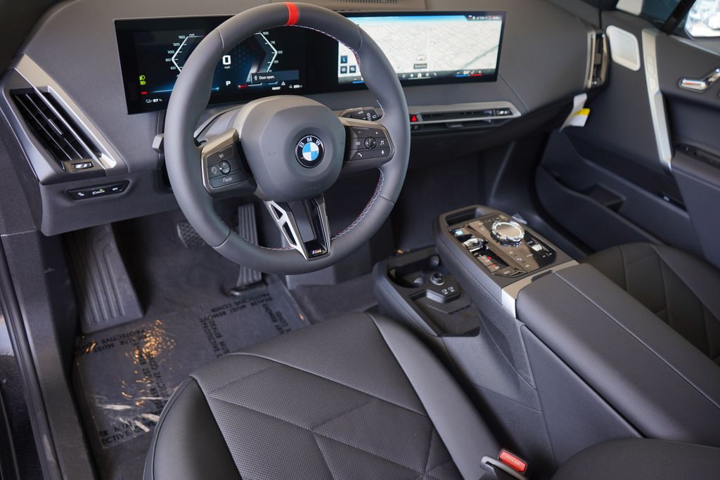 2025 BMW iX M60 12