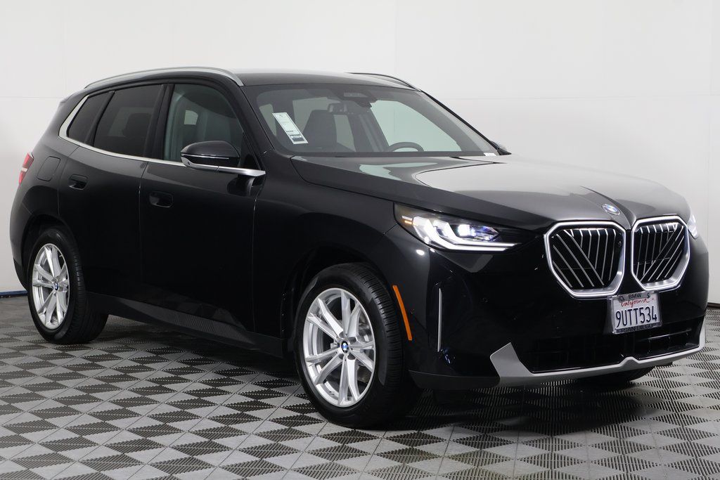 Thumbnail: 2025 BMW X3 - 3