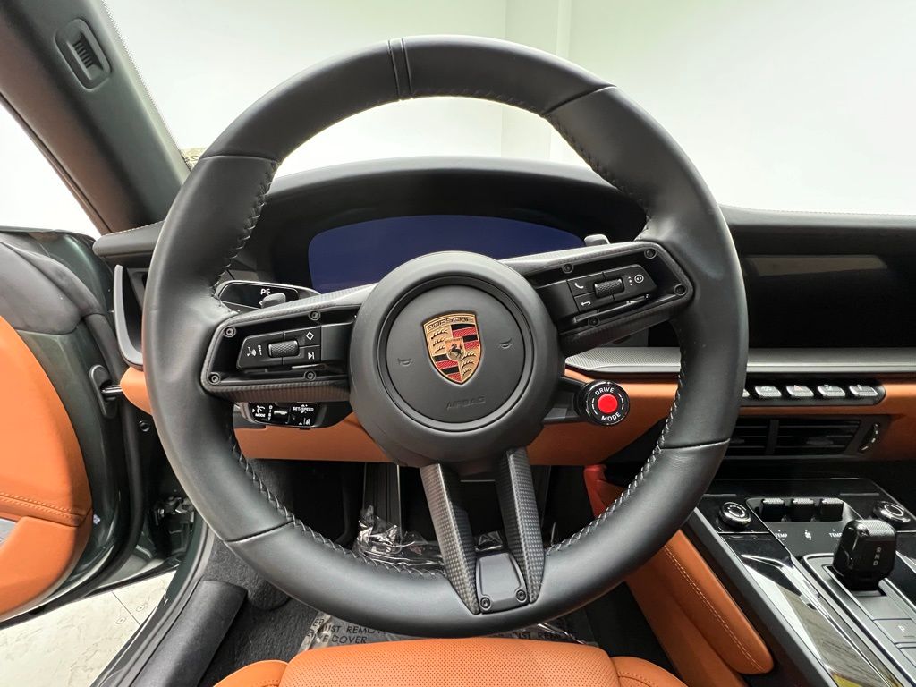 Thumbnail: 2025 Porsche 911 - 7