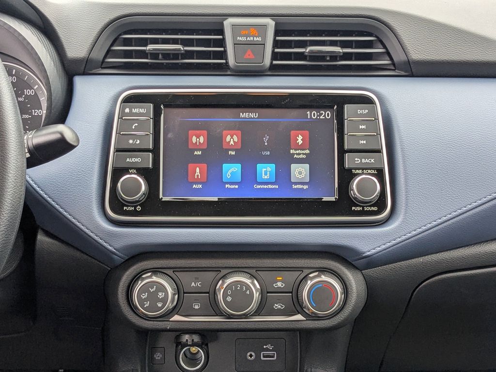 New 2025 Nissan Versa Sedan
