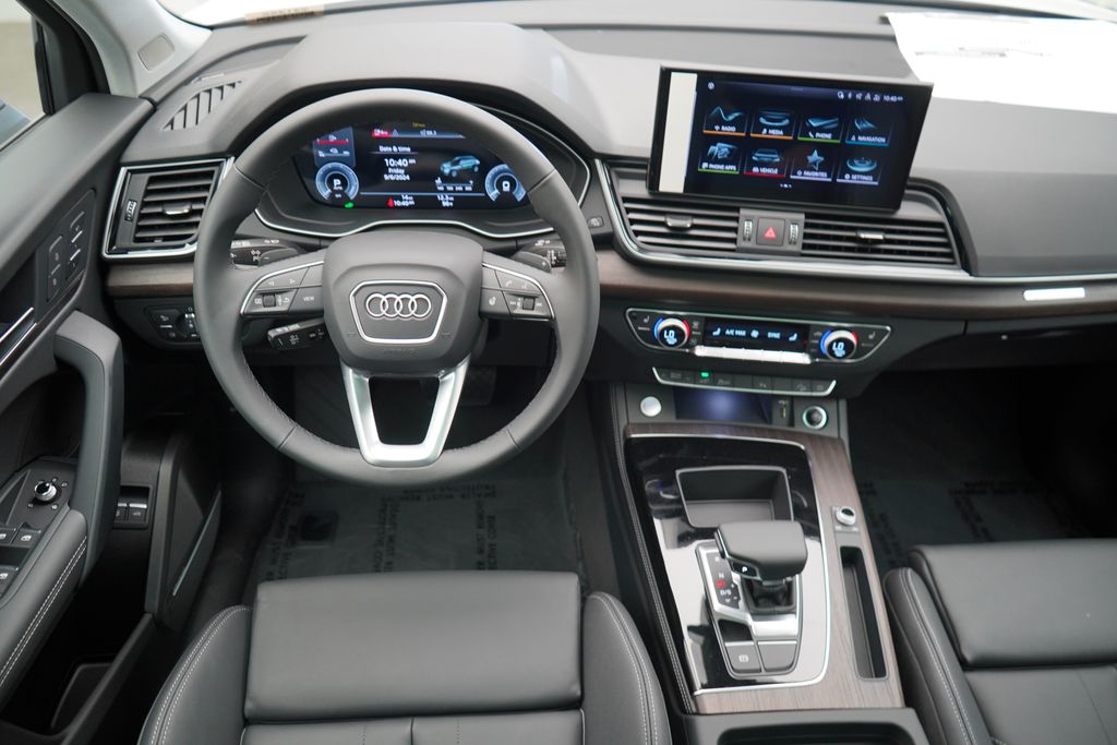 2024 Audi Q5 e  12