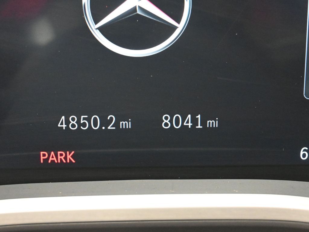 Used 2022 White Mercedes-Benz SL 63 AMG® image 37