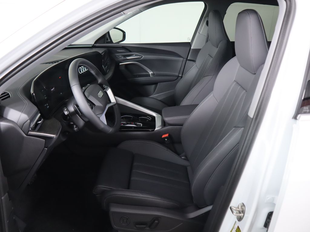 Thumbnail: 2025 Audi Q5 - 21