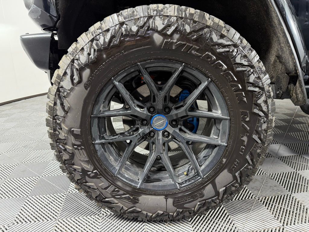 Thumbnail: 2024 Ford Bronco - 10