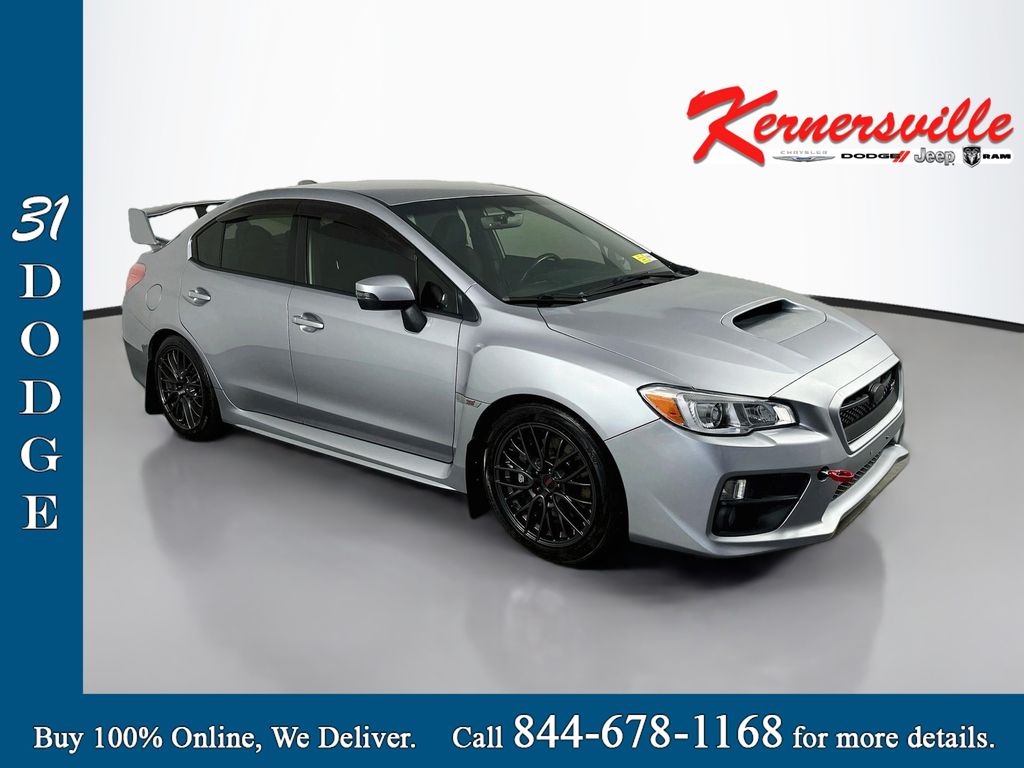 2017 Subaru WRX STI Plata (Ice Silver Metallic) Sedán Tracción en las cuatro ruedas Manual