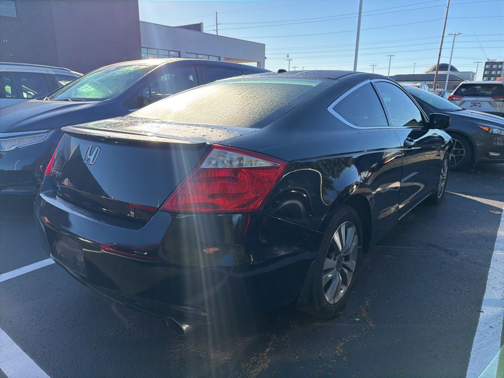 Thumbnail: 2010 Honda Accord - 3