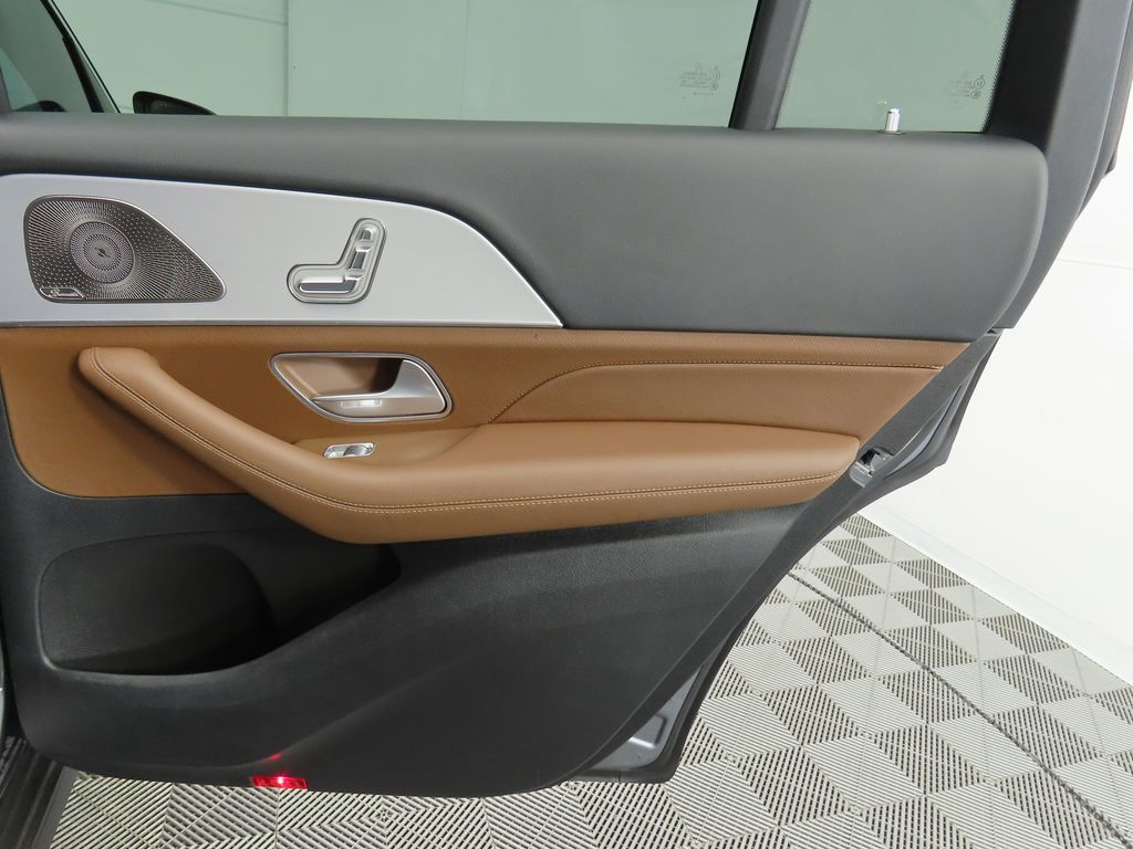 2024 Mercedes-Benz GLS 450 4MATIC 28