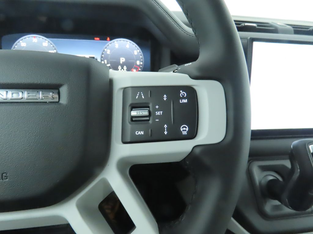 Thumbnail: 2025 Land Rover Defender - 12