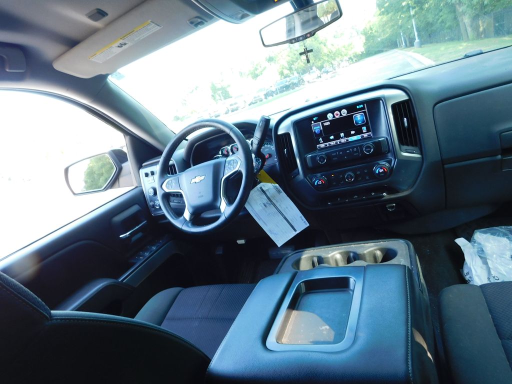 Thumbnail: 2015 Chevrolet Silverado 1500 - 6