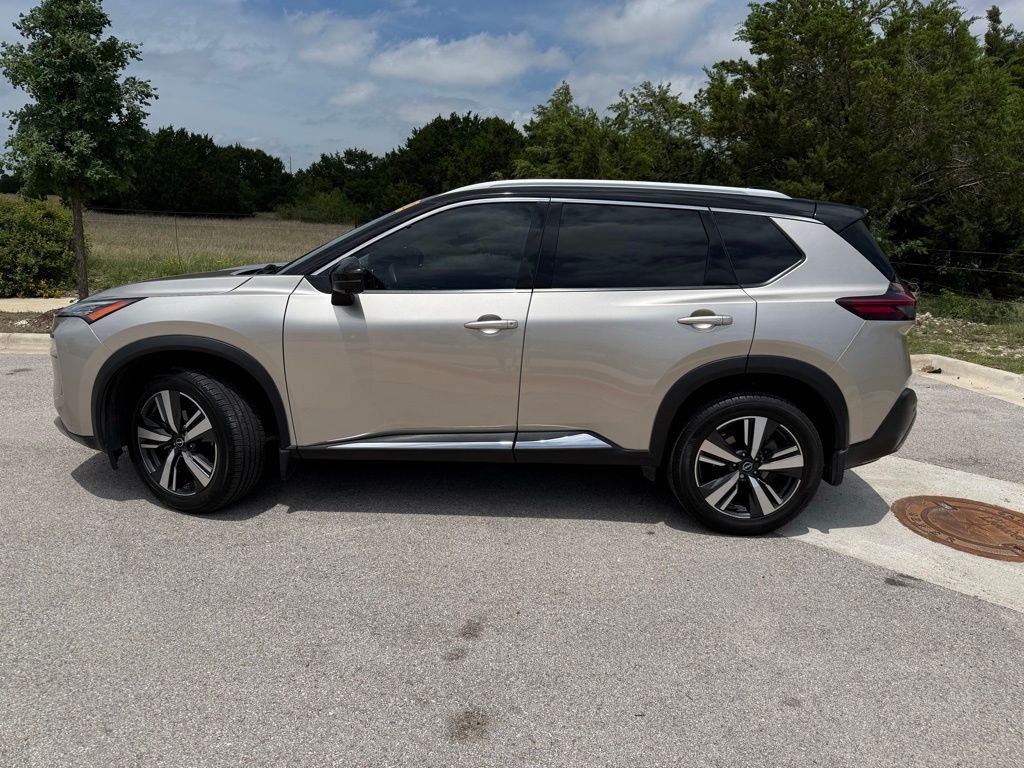 Thumbnail: 2022 Nissan Rogue - 8