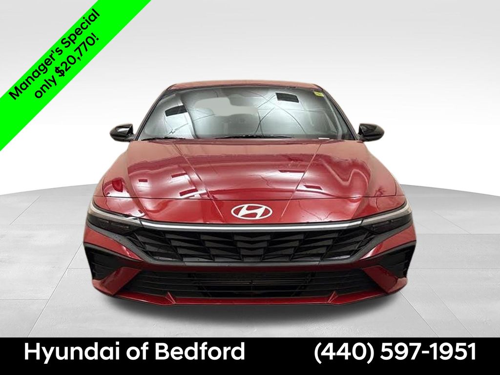 2026 Hyundai Elantra SEL Sport - Image 2