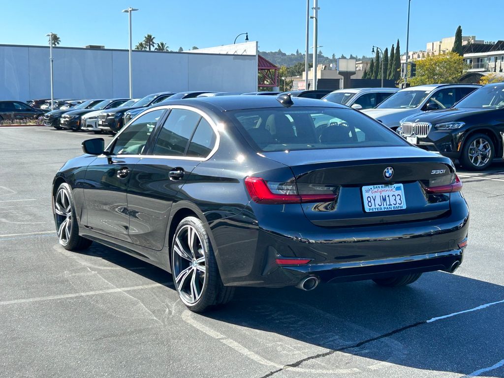 2021 BMW 3 Series 330i 3