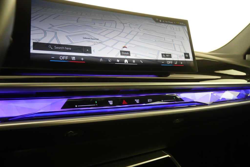 Thumbnail: 2024 BMW 7 Series - 25