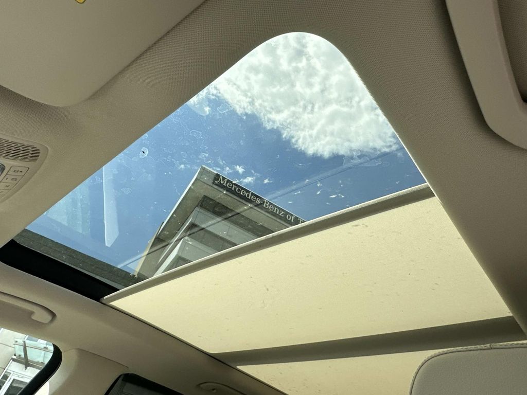 Thumbnail: 2026 Mercedes-Benz GLE - 20