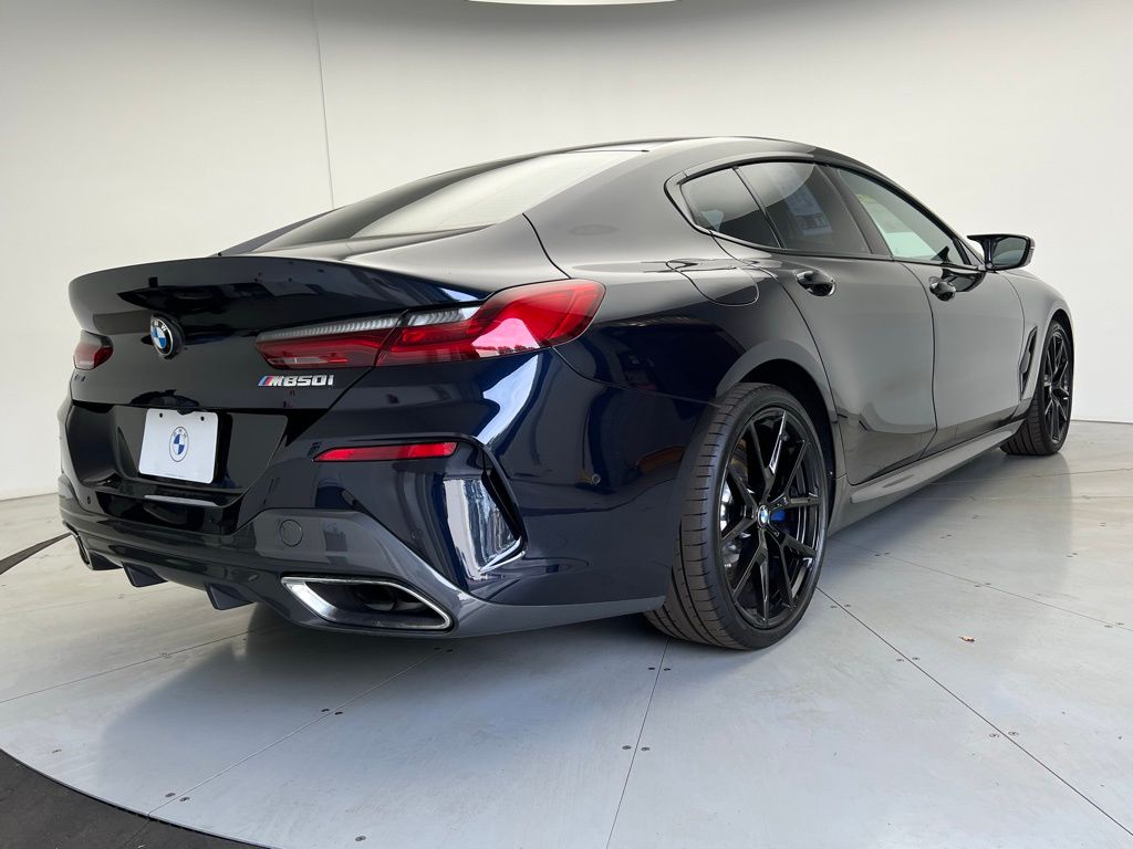 Thumbnail: 2023 BMW 8 Series - 3