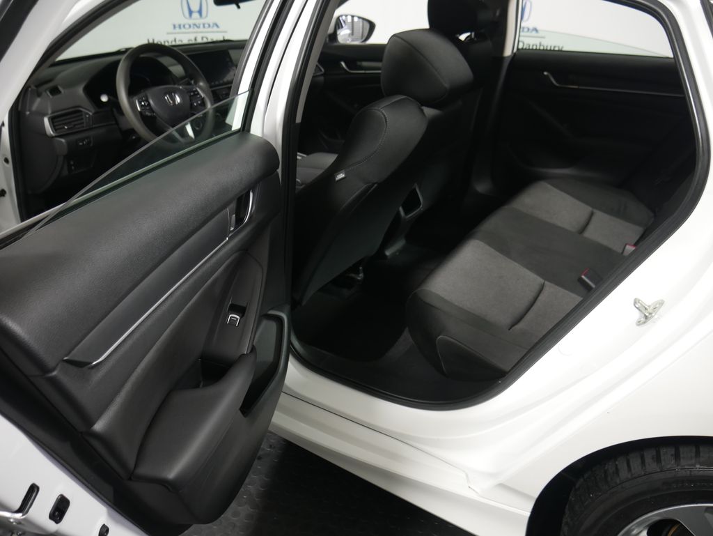 2020 Honda Accord LX 15
