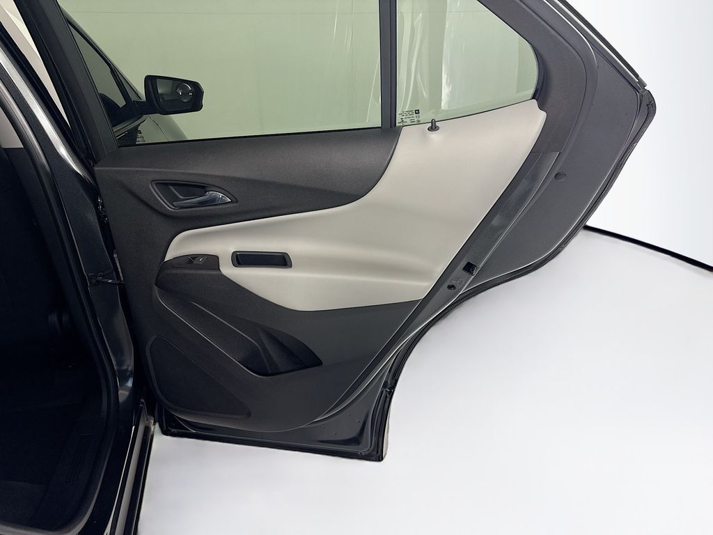 Thumbnail: 2018 Chevrolet Equinox - 27