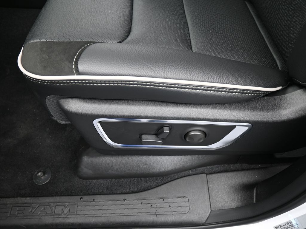 New 2026 Bright White Clearcoat Ram Laramie image 15