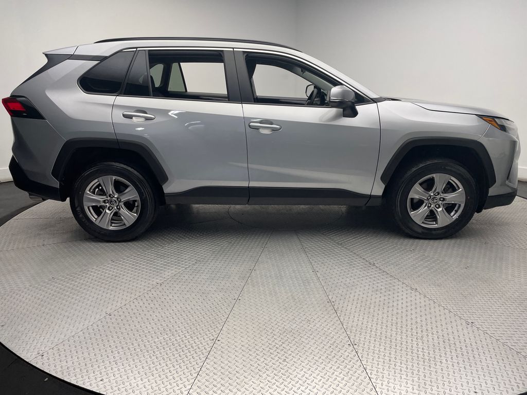 2023 Toyota RAV4 XLE 4