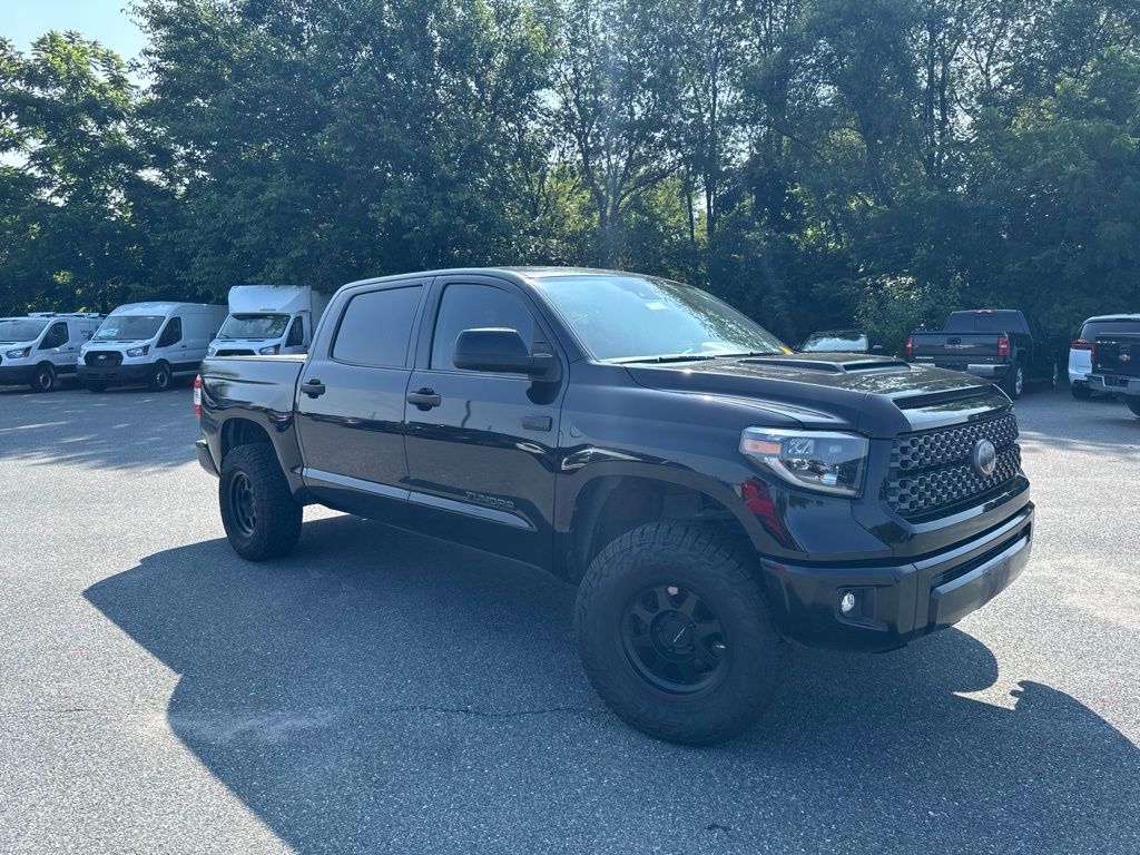 Midnight Black Metallic 2020 Toyota Tundra Pickup Truck Four-Wheel Drive 6-Speed Automatic