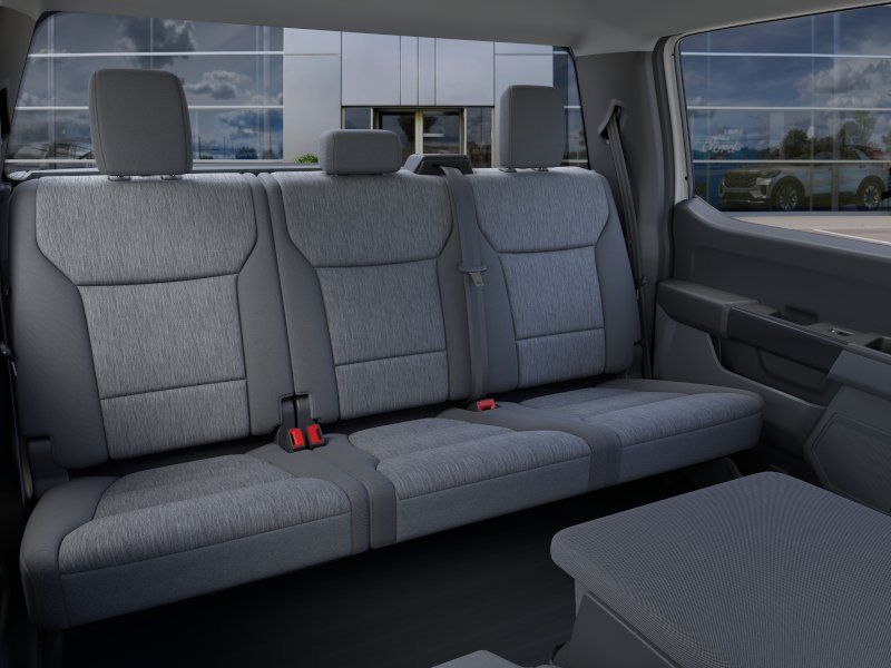 New 2026 Oxford White Ford XL image 11