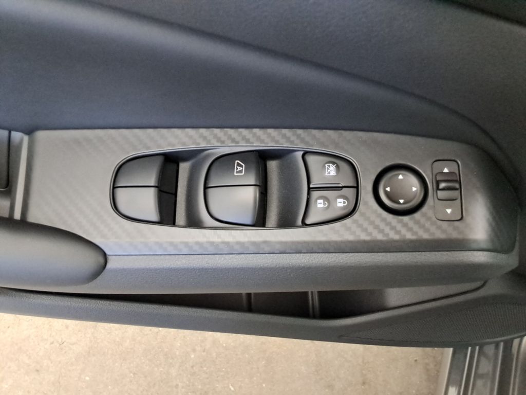 used 2025 Nissan Altima car