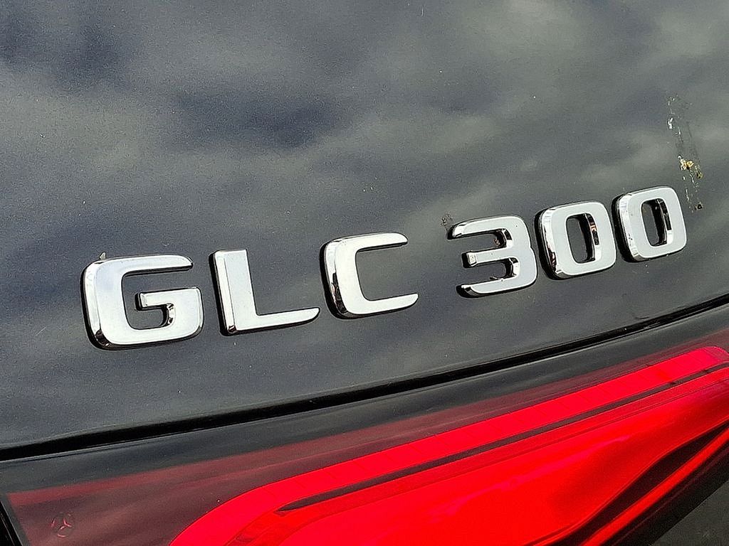 Thumbnail: 2026 Mercedes-Benz GLC - 19